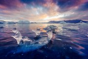 Samolepicí dekorativní fototapeta - Ledovcová laguna